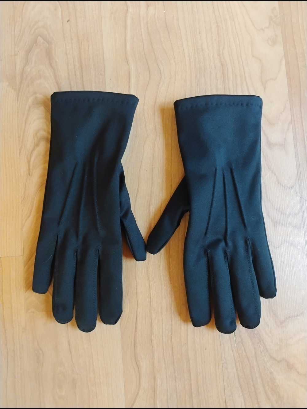 Classic Black Women's Dress Gloves - Timeless Style